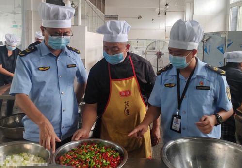重慶市涪陵區龍橋街道市場監管所 護航暑期安全，開展夏令營食品銷售專項檢查